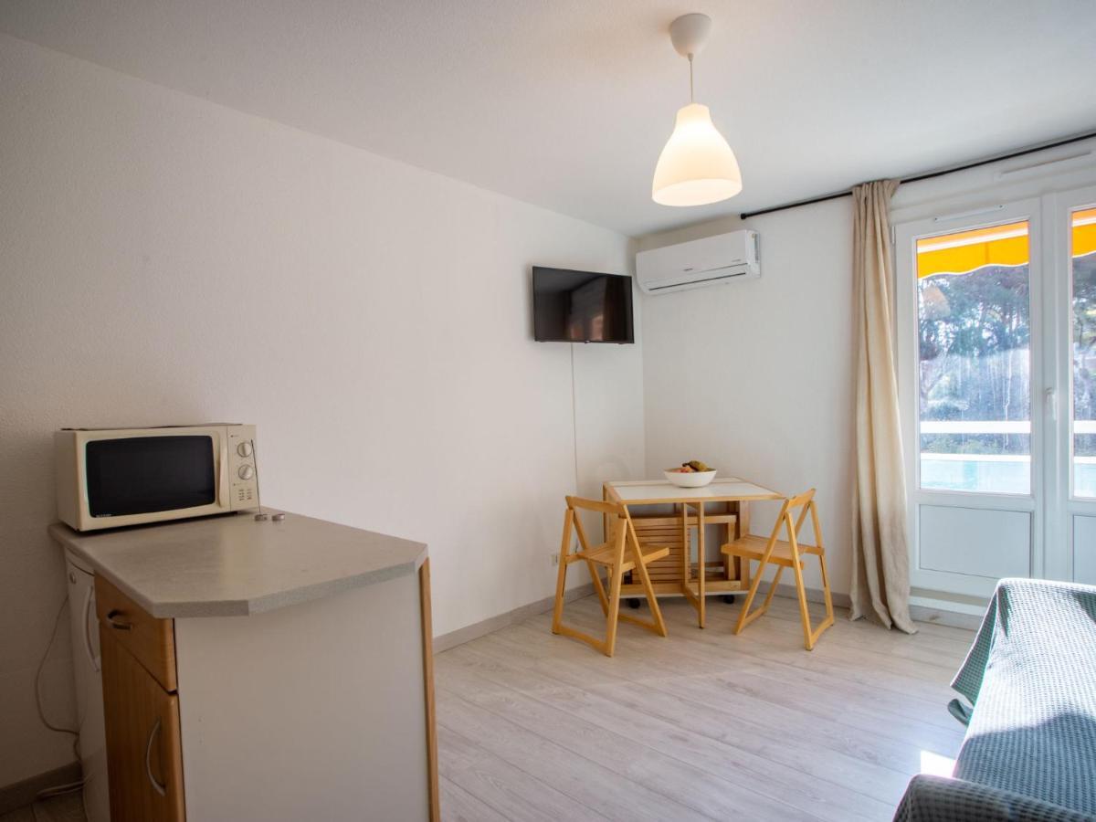 Apartment Cote D'Azur-16 By Interhome Bormes-les-Mimosas Luaran gambar