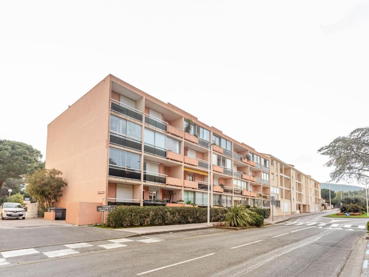 Apartment Cote D'Azur-16 By Interhome Bormes-les-Mimosas Luaran gambar